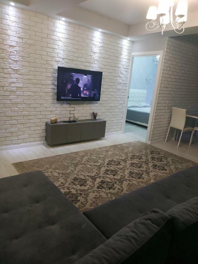 Apartament Lux Sect. Riscani 키시나우 외부 사진