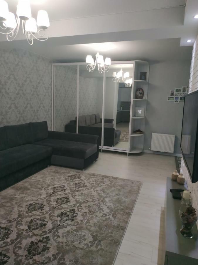 Apartament Lux Sect. Riscani 키시나우 외부 사진